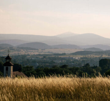old-church-in-praire